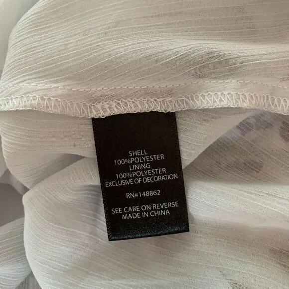 Torrid Women's Floral Print Crinkled Chiffon Cold Shoulder Blouse‎ White Size 1X - Picture 5 of 8